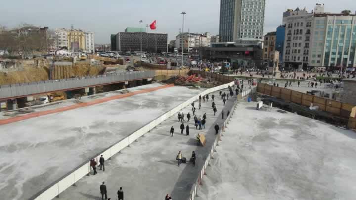 Taksim'deki st geit kapatld