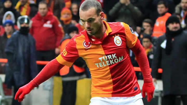 Sneijder'e araba yasa