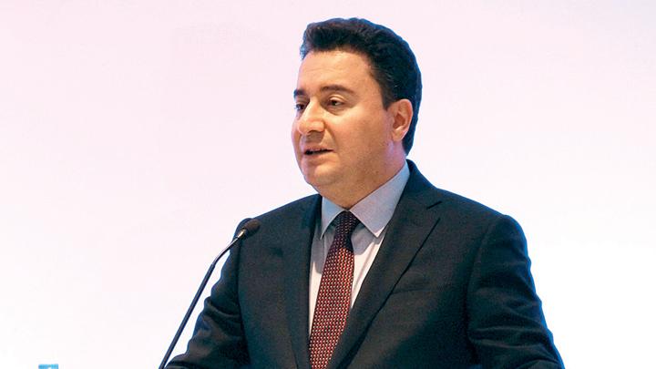 Babacan: DASK, Van'da hasar gren sigortal konutlara 120 milyon lira dedi