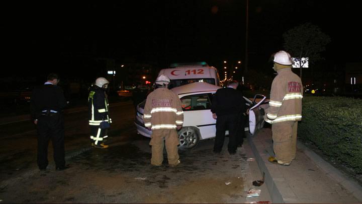 Yaral tayan ambulans kaza yapt: 1 l, 3 yaral