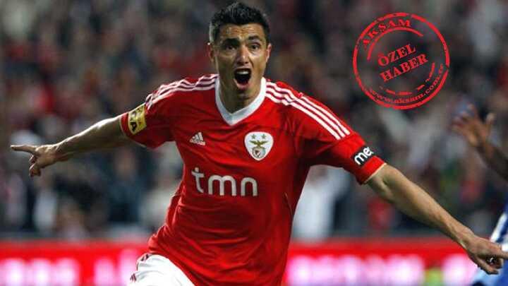 fenerbahce  benfica  oscar cardozo  kariyer  taniyalim foto�raflar� resimleri