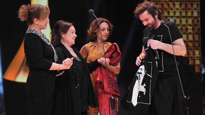 Halil Sezai, Mslm Grses'le alatt: Adn Sen Koy