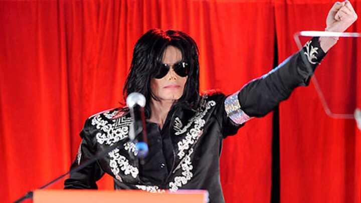 Michael Jackson'un hayaleti evde dolayor!