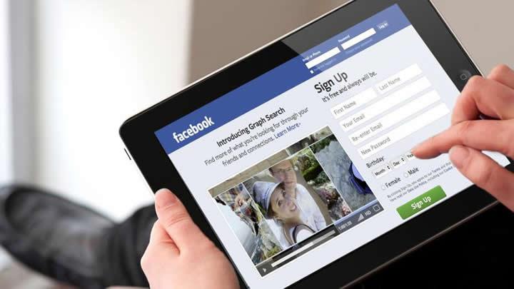 Facebook srekli olarak kullanc kaybediyor