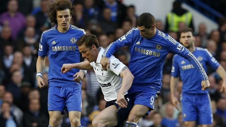 Chelsea, Tottenham'dan kaamad