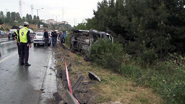 stanbul trafiini kilitleyen kaza