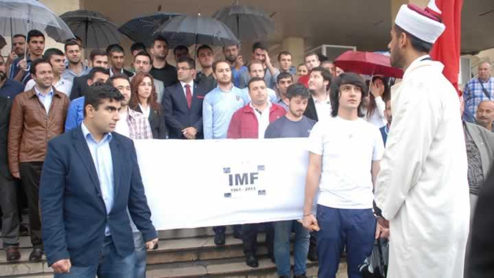 IMF'nin cenaze namazn kldlar  