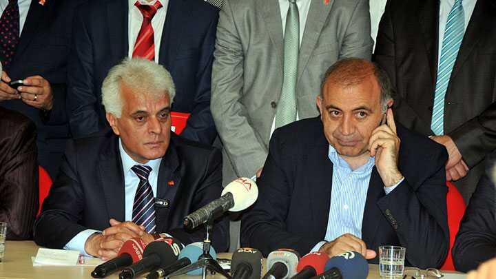 CHP'li Tekin'den Reyhanl'dan canl yayn