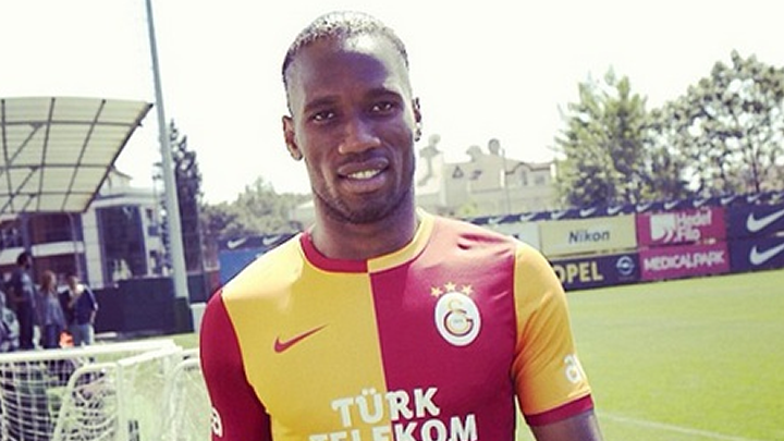 Drogba'dan Metin Oktay jesti