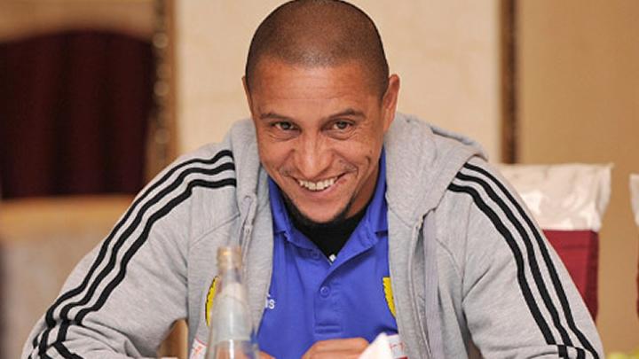 Anji'den Roberto Carlos aklamas