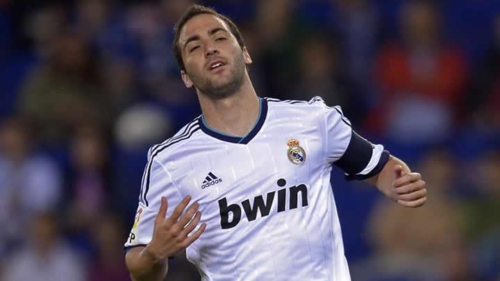 Higuain Juve yolunda