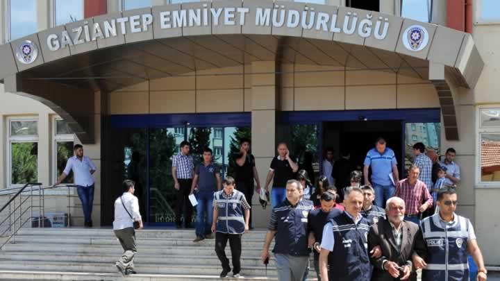 Gaziantep'teki adliye saldrsna 4 gzalt