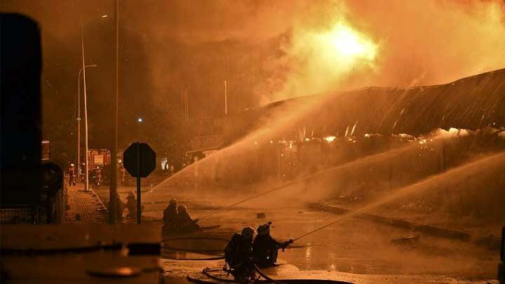 stanbul kitelli Organize Sanayi Blgesi'nde yangn!