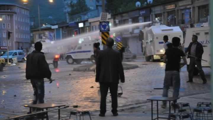 Hakkari'de yayla kavgas: 4 yaral