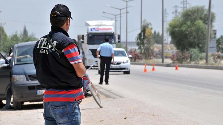 Adana'da bomba ykl ara panii