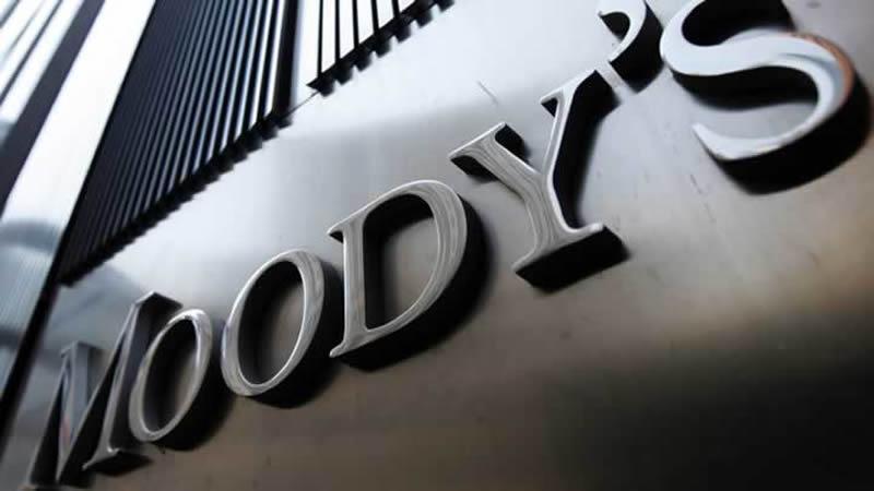 Trkiye'yi sevindiren Moody's bu lkeyi zd! 