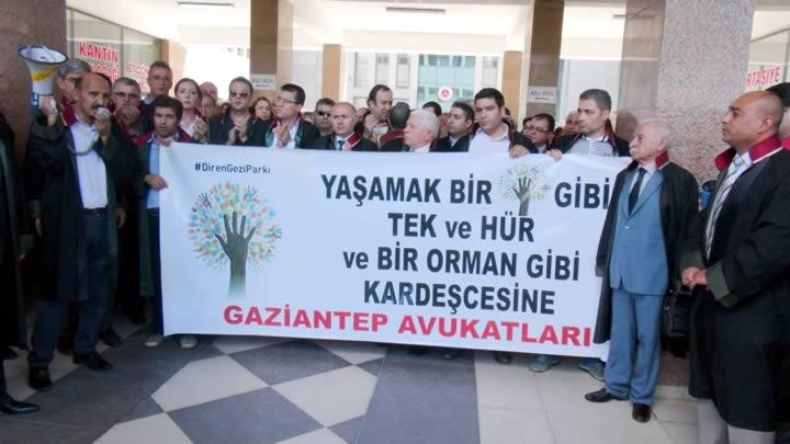 Gaziantep'te avukatlardan gözaltı protestosu