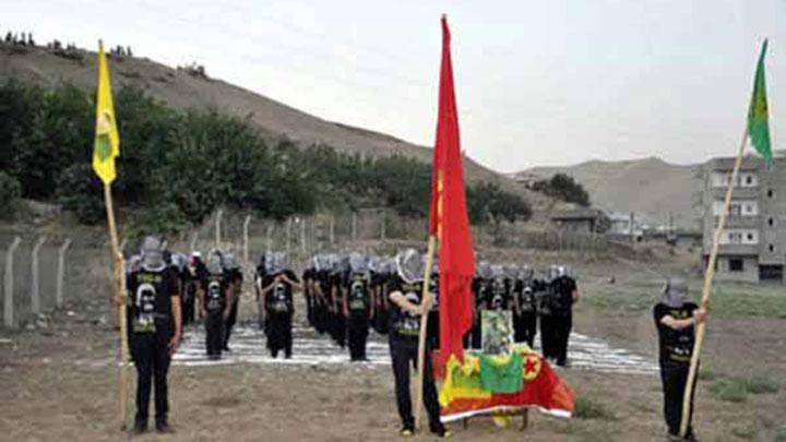 Cizre'den artan PKK fotoraf