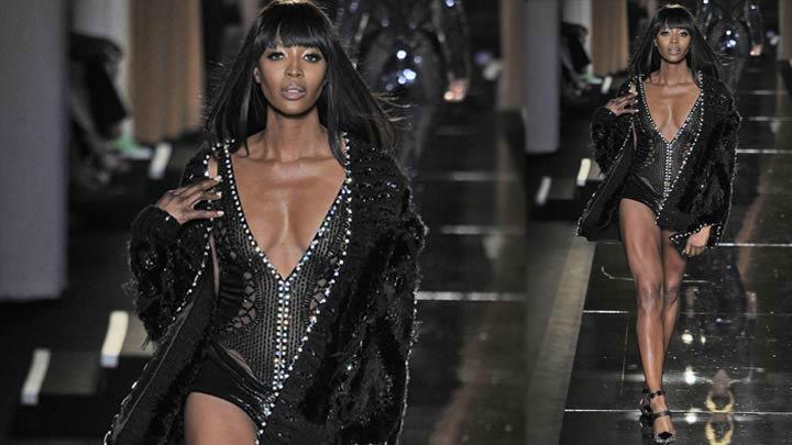 Naomi Campbell podyumda!