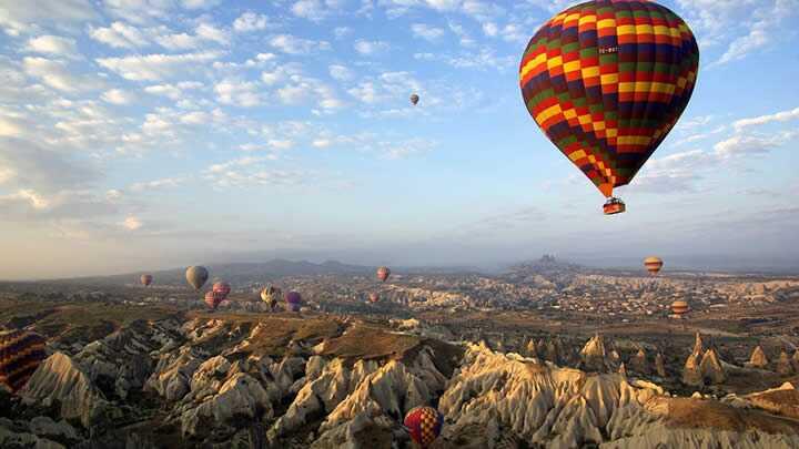 Kapadokya'y 6 ayda 1.2 milyon turist ziyaret etti