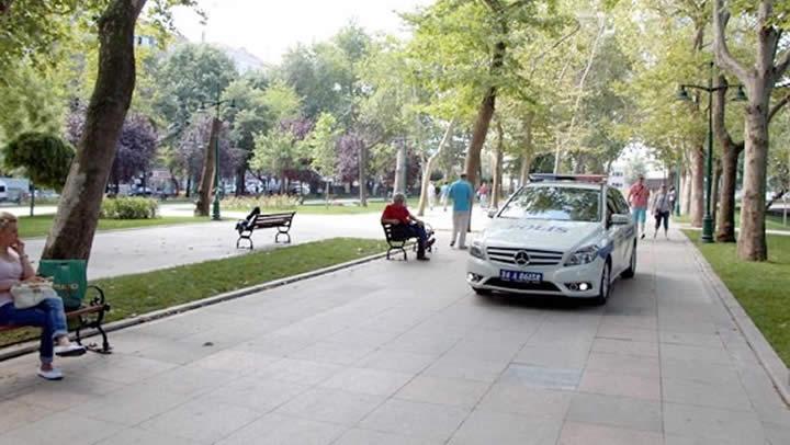 Polis Mercedes'le Gezi Park'nda