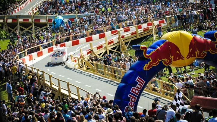 Red Bull Soapbox'ta Birinci Starsky & Hutch