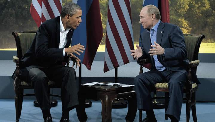 Obama ve Putin telefonda Snowden'n durumunu grt