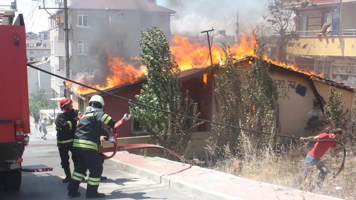 ayrova'da korkutan yangn