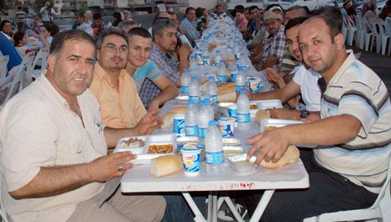 ATB Serikteki yeleriyle iftarda bulutu