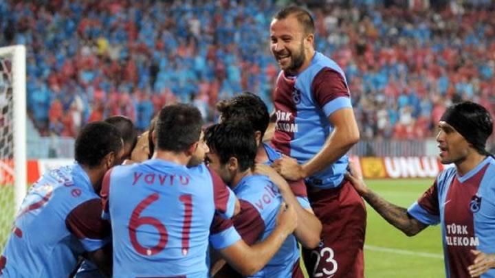 Trabzonspor Derry City'yi 4-2 ile devirdi