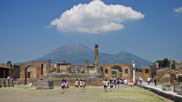 2 bin yllk Pompei, 150 milyon euroya ayakta kalacak