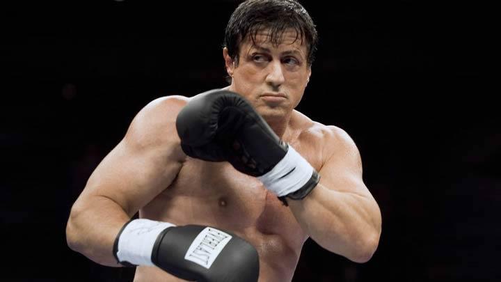 'Rocky' ringlere dnyor!