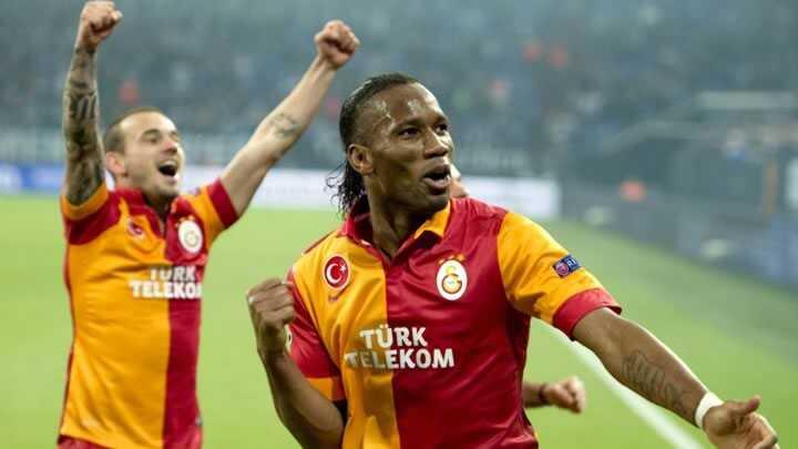 Drogba ve Sneijder lgnl!