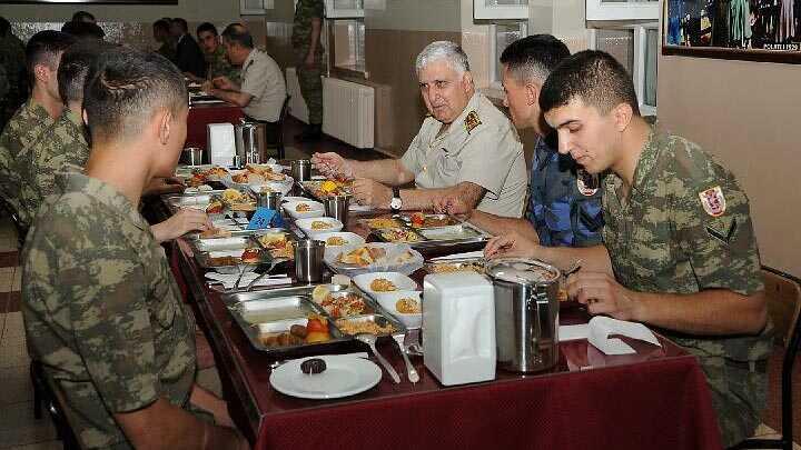 Necdet zel'den erlerle iftar