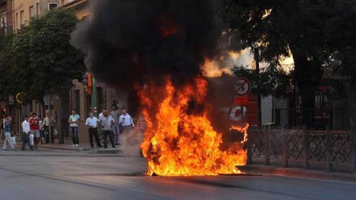 LPG'li otomobil alev alev yand