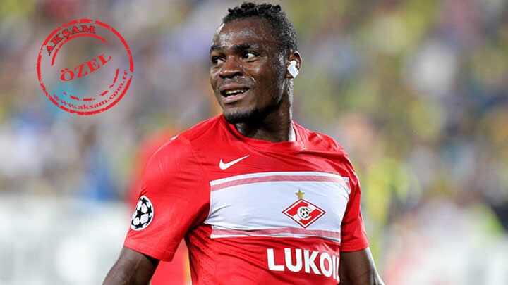 Emenike Fenerbahe'de...