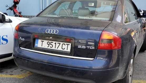 Yabanc plakada 34 paket esrar