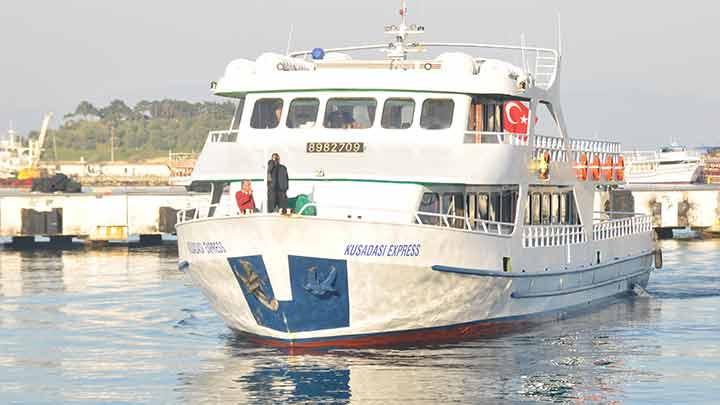 Yunanistan Trk feribotuna el koydu