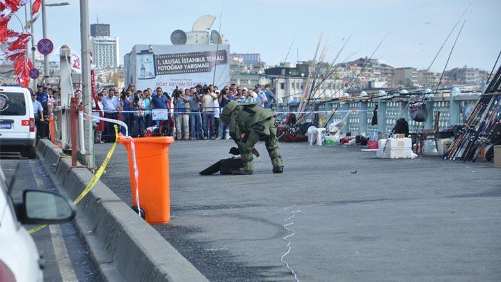 Galata Kprsnde pheli bavul alarm