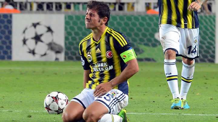 Fenerbahe'de Yobo ve Emre sknts