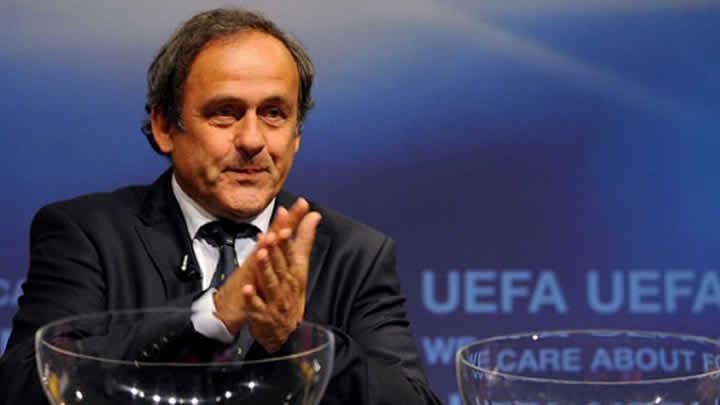 Platini karar aamasnda...