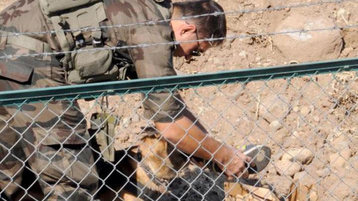 PKK'lnn ayakkabs bulundu, kpekler iz sryor!