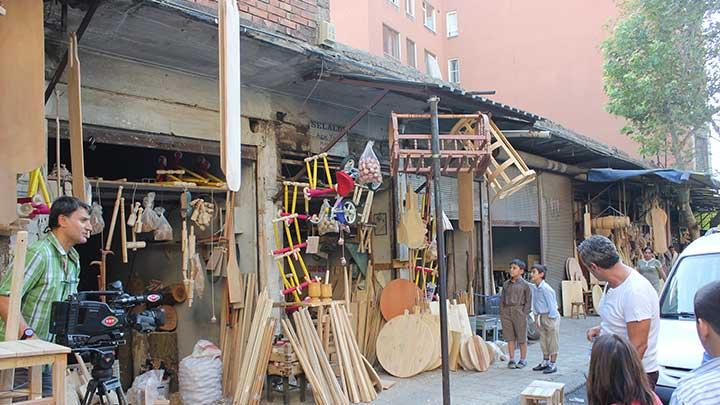 Yedi gzel adamdan biri belgesel oluyor