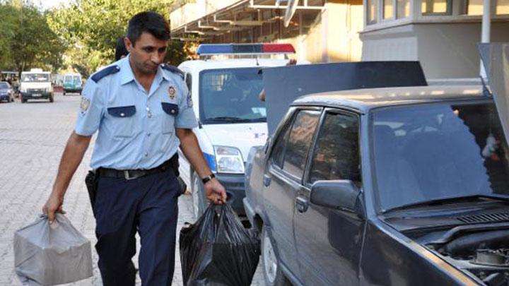 Gaziantep'te otomobilden kaak sigara kt