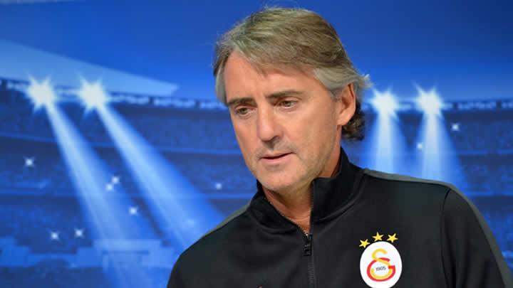 Roberto Mancini'den Sneijder'e destek!