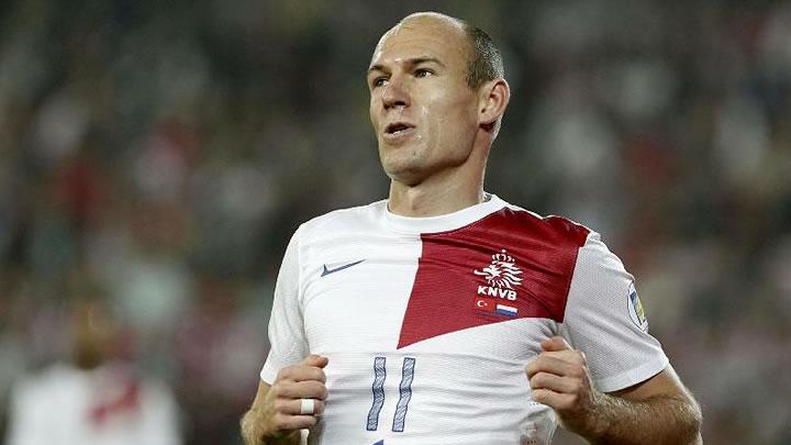 Robben: 'Trkiye play-off'u hakediyordu