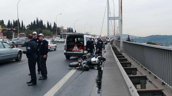 Polis memuru kazada ehit oldu