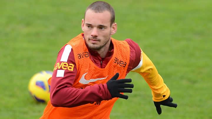 Sneijder kalsn sol bek gelsin