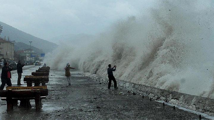 nebolu'da 'dev dalga' hatras!