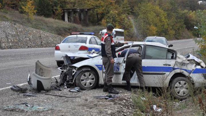 Zonguldak'ta polis arac kaza yapt